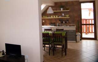 Апартаменты Apartament w Kletnie Строне-Слёнске Апартаменты-12