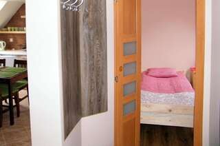 Апартаменты Apartament w Kletnie Строне-Слёнске Апартаменты-33